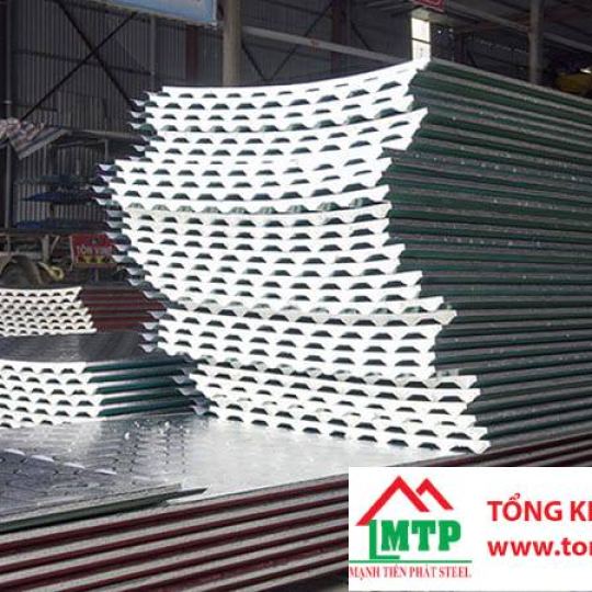 Độ Dày, Kích Thước Tôn Xốp Đầy Đủ Chi Tiết Nhất 2025