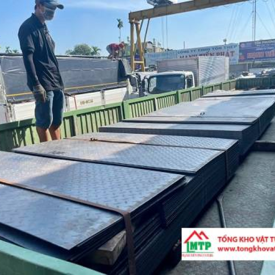 Thép tấm chống trượt A36